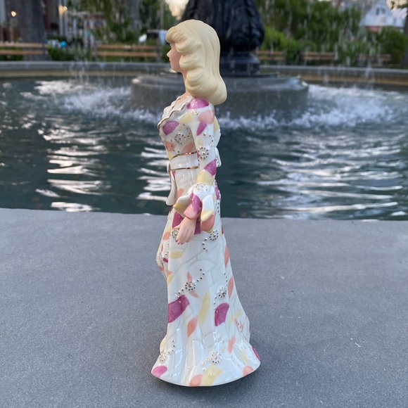 Lenox disco darling fine porcelain Statue collectible - Picture 8 of 14